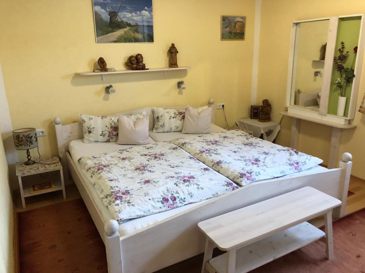 Ferienwohnung Roth Мемминген Экстерьер фото